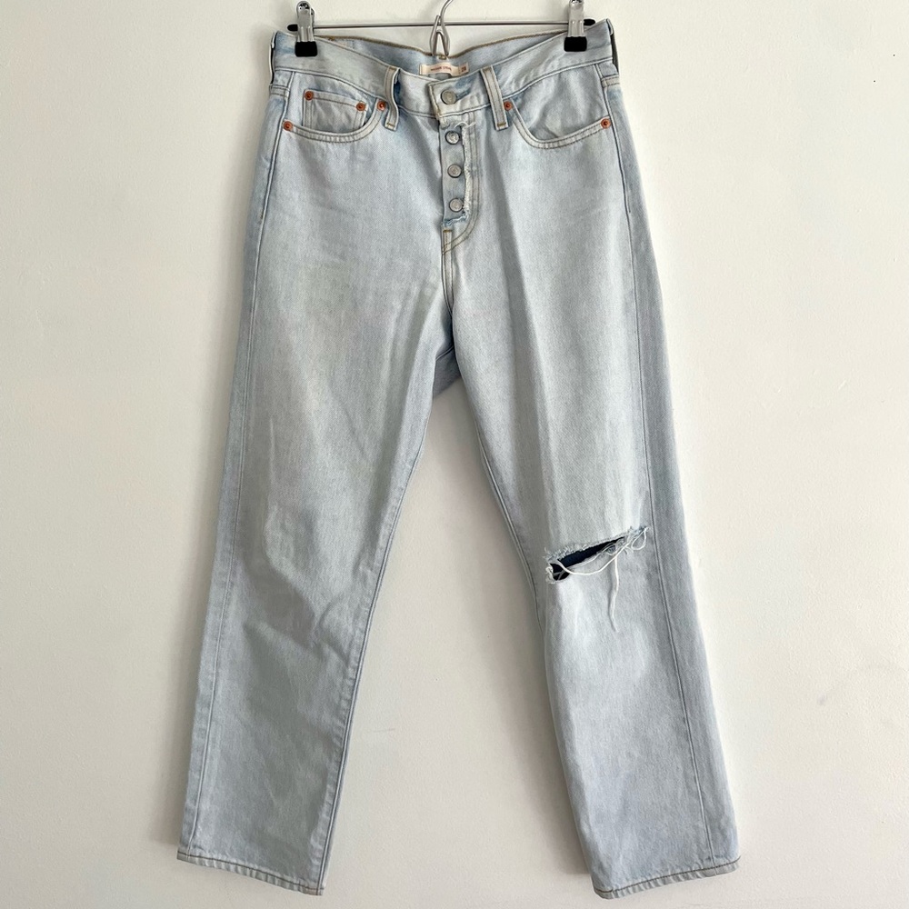 Levi’s Wedgie Straight 28